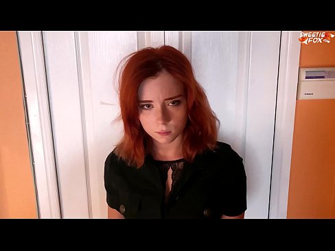 ❤️ Ochroniarz ukarał piękną kobietę za kradzież w sklepie - Cum In Mouth ❤️❌ Anal porn at us ❌